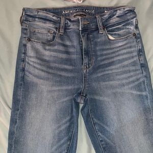 American Eagle Hi-Rise skinny kick jeans